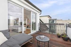 Dunckerstraße, Helmholtzkiez: Dachgeschoss-Wohnung mit zwei Terrassen, vier Zimmern, Kamin, Lift, AC – 10437 Prenzlauer Berg, Berlin – Vorschaubild 9