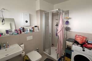 Helle 4-Zimmer Wohnung mit Balkon in Düsseldorf-Düsseltal – Die vollständige Adresse der Immobilie erhältst du vom Anbieter., 40237 Düsseltal, Düsseldorf – Vorschaubild 2