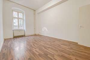 RARITÄT IN MOABIT! GROßZÜGIGE UND INTERESSANTE ALTBAUWOHNUNG MIT CA. 48 m² GARTEN! PROVISIONSFREI! – Lübecker Straße 29, 10559 Moabit, Berlin – Vorschaubild 4
