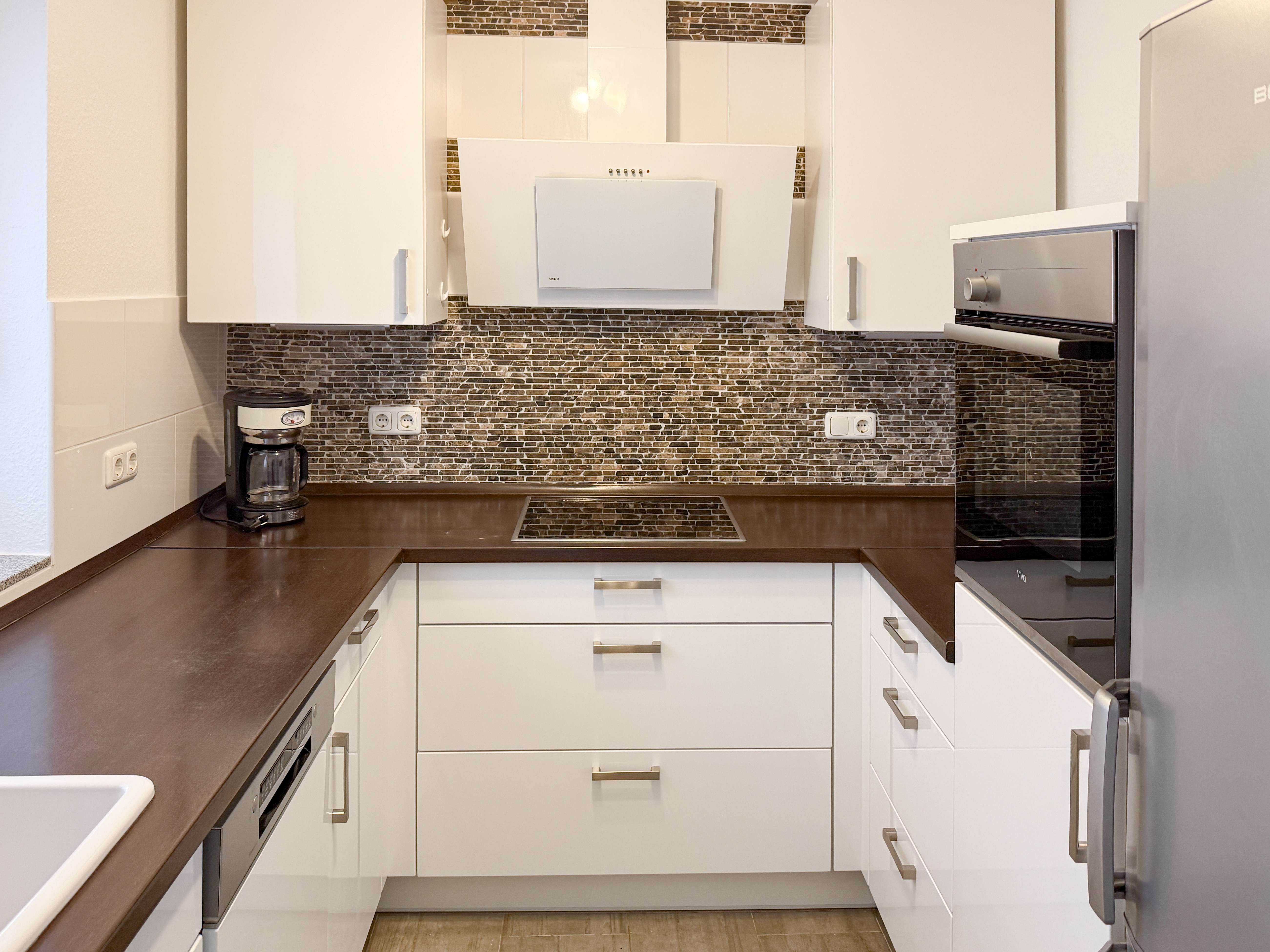 Immobilie in Lütjenburg - Großzügiges Zuhause mit vielen Möglichkeiten -  Raum für Familie, Gemeinschaft & Individualität - Bild 1