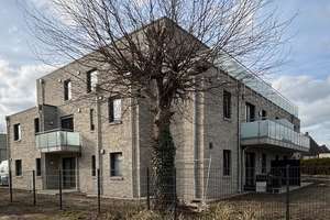 Top Lage Penthouse im Schiffdorferdamm | Energieeffizient & barrierearm