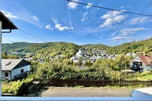**Schönes Einfamilienhaus mit ELW und Doppelgarage in toller Lage von Siegen / Gosenbach** – Die vollständige Adresse der Immobilie erhältst du vom Anbieter., 57080 Gosenbach, Siegen – Vorschaubild 5