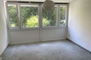 Gut aufgeteilte 4-Zi-Wohnung mit großem Balkon im grünen Ramersdorf-Perlach. Bad und WC neu. Frei ! – Die vollständige Adresse der Immobilie erhältst du vom Anbieter., 81735 Ramersdorf, München – Vorschaubild 12