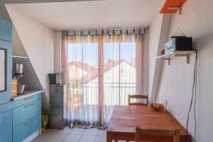 Zweifacher Balkon, viel Licht, viel Platz: Attraktive 3-Zimmer-Dachgeschosswohnung – Die vollständige Adresse der Immobilie erhältst du vom Anbieter., 85055 Nordost, Ingolstadt – Vorschaubild 9