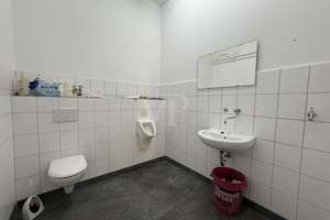 Kapitalanlage! Wohn- und Gewerbeimmobilie auf großem Grundstück in Iserlohn – Die vollständige Adresse der Immobilie erhältst du vom Anbieter., 58644 Iserlohn-Mitte, Iserlohn – Vorschaubild 9