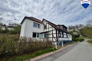 Zweifamilienhaus mit Potenzial, ideal für zwei Wohneinheiten! – Die vollständige Adresse der Immobilie erhältst du vom Anbieter., 33014 Bad Driburg – Vorschaubild 2