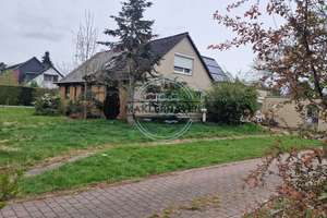 Ein Ort zum Ankommen – Zwei Häuser, ein Garten und unendlich viel Potenzial – Die vollständige Adresse der Immobilie erhältst du vom Anbieter., 21109 Wilhelmsburg, Hamburg – Vorschaubild 4