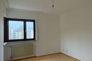 3-Zimmer-Wohnung im 3. Stock mit Balkon in Nürnberg, Pachelbelstraße – Pachelbelstraße 140, 90469 Gartenstadt, Nürnberg – Vorschaubild 13