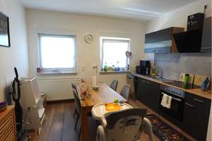 STILVOLLE 2-ZIMMER-WOHNUNG MIT BALKON ZUM WOHLFÜHLEN – Die vollständige Adresse der Immobilie erhältst du vom Anbieter., 42655 Solingen-Mitte, Solingen – Vorschaubild 10