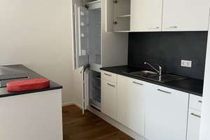 Geschmackvolle 3-Raum-Wohnung mit Terrasse und Küche in Ingolstadt – Egerlandstraße 3a-b, 85053 Südost, Ingolstadt – Vorschaubild 3