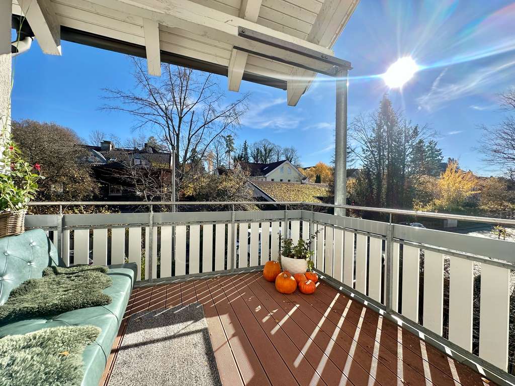 Immobilie in Grünwald - Stilvolle 3-Zimmerwohnung in Grünwald mit großem Südbalkon - Bild 4