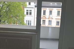 Sanierte Wohnung für Mieter mit Einkommensnachweis in Nähe des Aaper Waldes ! – Oberratherstrasse °, 40472 Rath, Düsseldorf – Vorschaubild 2