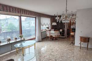 Urban wohnen auf zwei Ebenen - bezugsfreie 3,5-ZW-Maisonette mit Balkon und Potenzial – Die vollständige Adresse der Immobilie erhältst du vom Anbieter., 76135 Weststadt, Karlsruhe – Vorschaubild 2