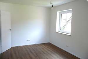 Erstbezug nach umfangreicher Sanierung - DHH mit 5 Zimmern und Garage – Am Pappelwäldchen 57, 41462 Weißenberg, Neuss – Vorschaubild 11