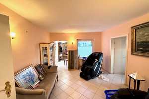 Sonniges Einfamilienhaus mit Einliegerwohnung und Schwimmbad in Alleinlage! – Rügen (Kreis) – Vorschaubild 14