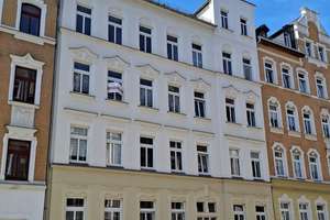 SCHÖNE WOHNUNG IN BERNSDORF!