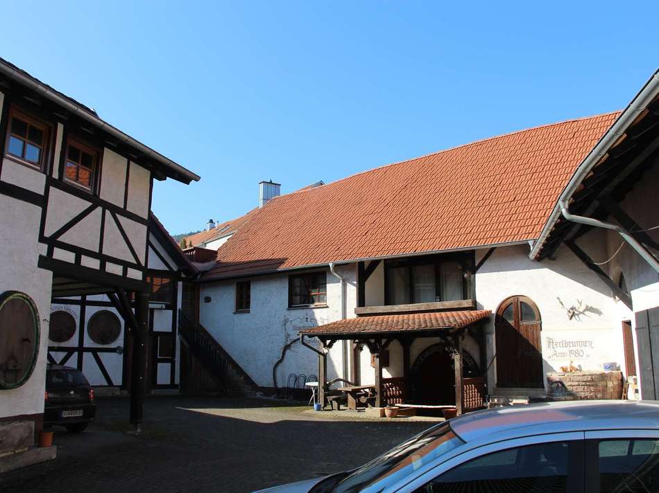Rückgebäude I