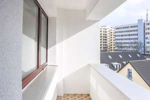 Zollstock - Gut geschnittene 3-Zimmer-Wohnung mit Blick auf das Südstadion – Die vollständige Adresse der Immobilie erhältst du vom Anbieter., 50969 Zollstock, Köln – Vorschaubild 7