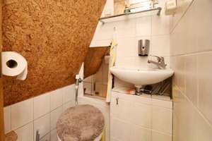 GEMÜTLICHES HAUS MIT GROSSEM, MODERNEN WINTERGARTEN - TEILWEISE UNTERKELLERT - FUSSLÄUFIG ZUR DAHME – Bärdorfer Zeile 27, 12489 Adlershof, Berlin – Vorschaubild 17