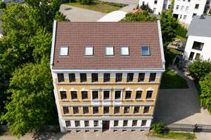 SOFORT EINZIEHEN UND WOHLFÜHLEN: Charmante Zweiraumwohnung mit eigener Terrasse – 4315 Volkmarsdorf, Leipzig – Vorschaubild 1