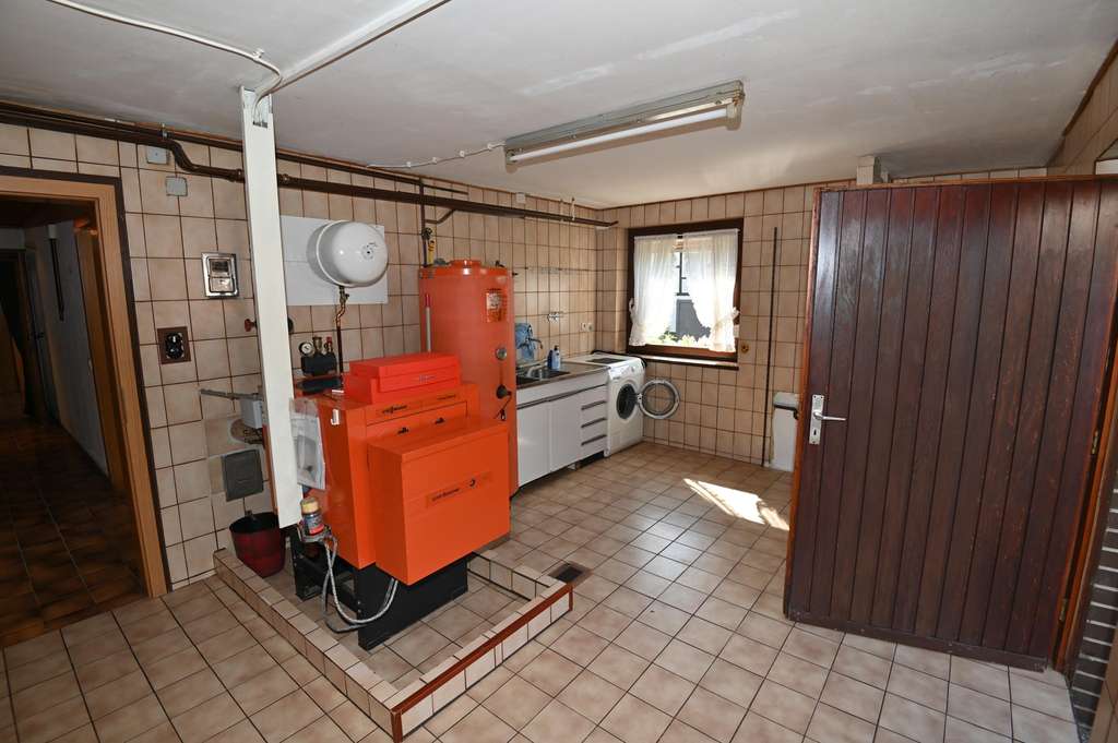 Immobilie in Burgwald - Schickes gepflegtes Einfamilienhaus in schöner Lage in Burgwald-Bottendorf - Bild 3