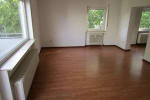 F-Bornheim, helle, ruhige, modernisierte 5-ZW. mit 2 Balkonen und 2 Tgl.-Bädern, Tel. 06074 6608580