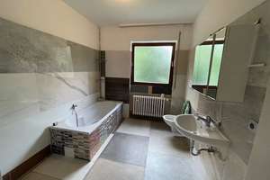 Modernisierter Bungalow  mit ELW und großem Garten  in  Topwohnlage – Die vollständige Adresse der Immobilie erhältst du vom Anbieter., 65795 Hattersheim am Main – Vorschaubild 7