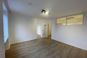 Zweitbezug nach Renovierung / 2-Zimmer Wohnung mit Einbauküche in zentraler Lage in Fürth