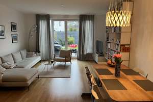 Modernes Townhouse mit 5 Zimmern, Garten, Balkon & Garage in Französisch Buchholz–Energieklasse A