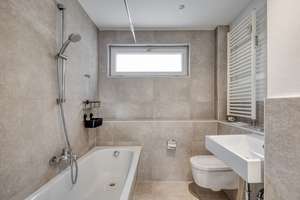 Modernes Cityapartment mit Südwestbalkon am Savignyplatz – Die vollständige Adresse der Immobilie erhältst du vom Anbieter., 10623 Charlottenburg, Berlin – Vorschaubild 6