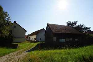 Hier haben Sie viel Platz! Einfamilienhaus, 3 Stadl und Garage auf großzügigem Grundstück + Acker... – Neuburg-Schrobenhausen (Kreis) – Vorschaubild 8
