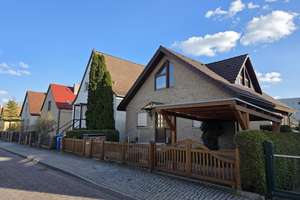 Helles Familienhaus mit Süd-Terrasse, Garten, ruhig gelegen, trotzdem mittendrin!