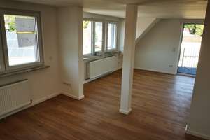 Modernisierte Dachgeschosswohnung in Mainz-Finthen - hell, ruhig und charmant – Prunkgasse 29, 55126 Finthen, Mainz – Vorschaubild 2