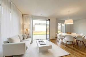 NEUBAU-3-Zimmer-Gartenwohnung mit Süd-Terrasse + wohnlich ausgebautem Souterrain (2 Räume + 2. Bad) – Kranichweg 33, 81827 Waldtrudering, München – Vorschaubild 2