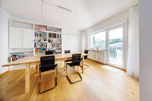Beste Aussichtslage - Charmantes 2-3 Familienhaus mit großem Garten  – Die vollständige Adresse der Immobilie erhältst du vom Anbieter., 70195 Botnang-Süd, Stuttgart – Vorschaubild 15