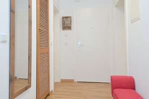Liebevoll möblierte 2-Zimmer Wohnung mit Balkon und Internet in Wiesbaden-Biebrich – Die vollständige Adresse der Immobilie erhältst du vom Anbieter., 65187 Biebrich, Wiesbaden – Vorschaubild 19