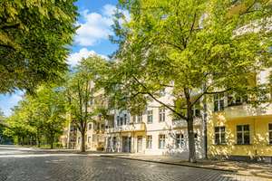 Beliebte Spreelage mit urbanem Flair! Vermietete Altbauwohnung mit hohem Wertsteigerungspotential – Die vollständige Adresse der Immobilie erhältst du vom Anbieter., 10999 Kreuzberg, Berlin – Vorschaubild 1