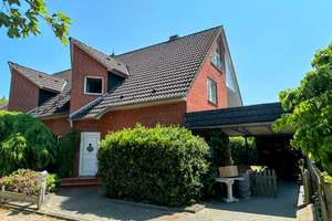 Großzügige Doppelhaushälfte in familienfreundlicher Lage!