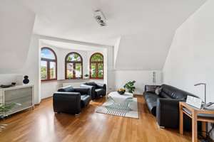 Altbauperle im Trendviertel - Stilvolle Maisonettewohnung mit 2 Südbalkonen in ruhiger Seitenstraße – Die vollständige Adresse der Immobilie erhältst du vom Anbieter., 40233 Flingern Nord, Düsseldorf – Vorschaubild 2