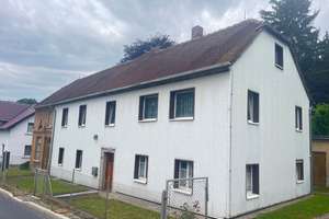 Geschichte neu schreiben: EFH mit Werkstatt in Niederoderwitz sucht Gestalter – Die vollständige Adresse der Immobilie erhältst du vom Anbieter., 2791 Oderwitz – Vorschaubild 1