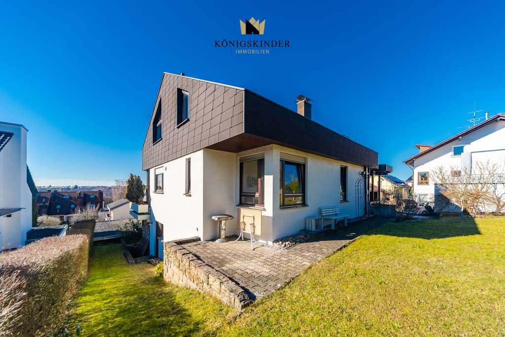 Immobilie in Lichtenwald - Charmantes Einfamilienhaus mit großem Garten und Ausbaupotenzial in ruhiger Lage von Lichtenwald - Bild 0