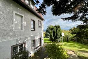 Historisches Einfamilienhaus mit traumhaftem Ausblick und großem Grundstück