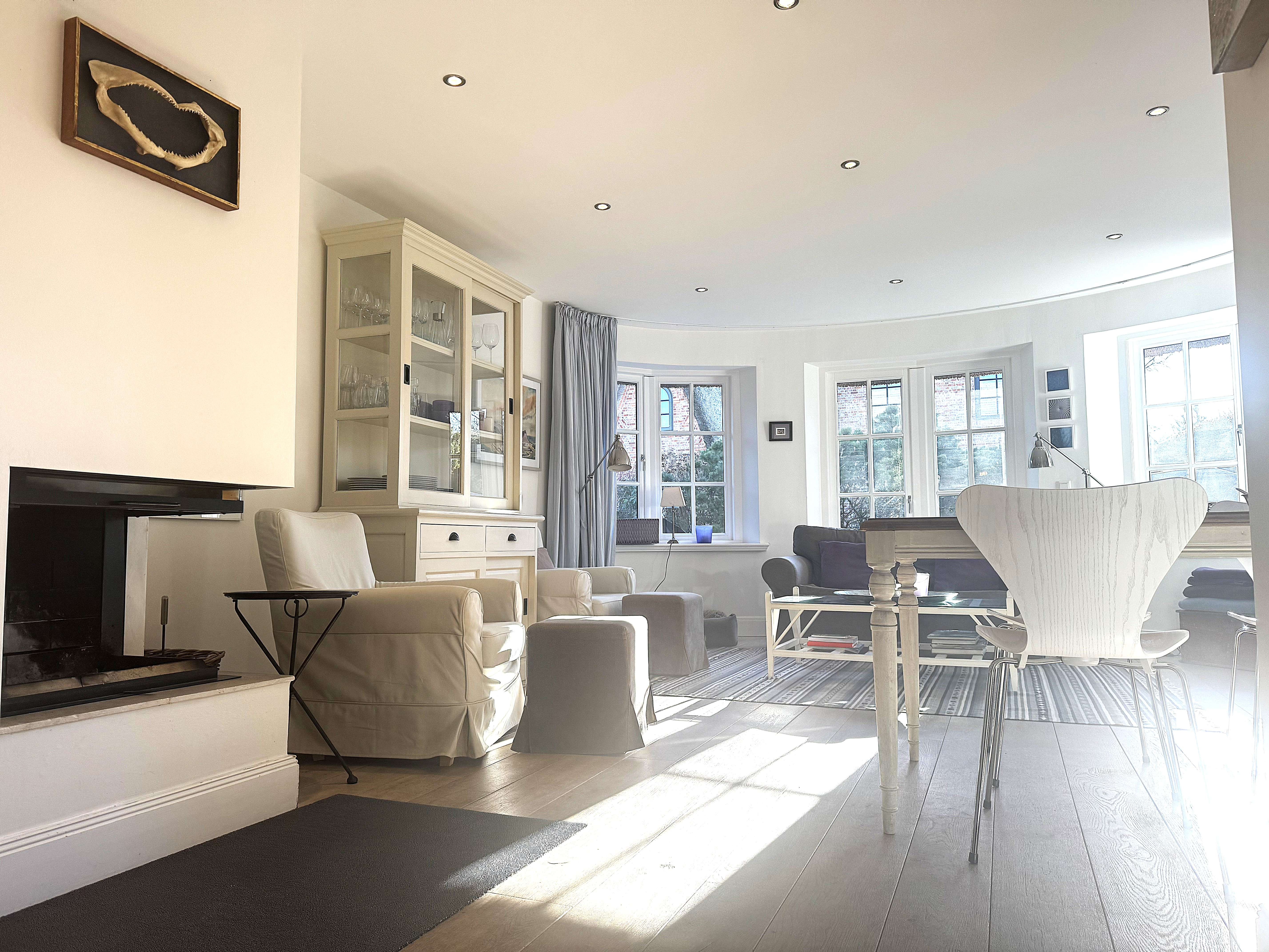 Immobilie in Kampen (Sylt) - Reetgedeckte Doppelhaushälfte in zentraler Lage - Bild 1