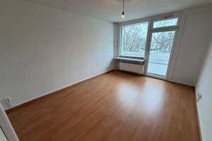 Helle 3-Zimmer-Wohnung mit Charme – Ideal für kleine Familien oder Paare! – Angerburger Allee 53, 14055 Westend, Berlin – Vorschaubild 3