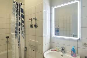 Property thumbnail 9