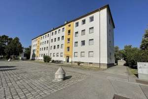 Neu renovierte 2 Zi- Wohnung mit Blick ins Grüne - ruhige Innenhoflage nahe Stobäusplatz, inklusive  – Die vollständige Adresse der Immobilie erhältst du vom Anbieter., 93055 Ostenviertel, Regensburg – Vorschaubild 1