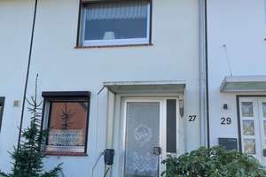 Reihenmittelhaus!!! Zwangsversteigerung!!! Provisionsfrei!!! – Die vollständige Adresse der Immobilie erhältst du vom Anbieter., 21423 Winsen (Luhe) – Vorschaubild 3