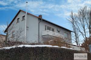 Gepflegtes Wohnhaus mit Balkon, Terrasse, Garten und Garage in Sulzdorf – Die vollständige Adresse der Immobilie erhältst du vom Anbieter., 97232 Giebelstadt – Vorschaubild 2