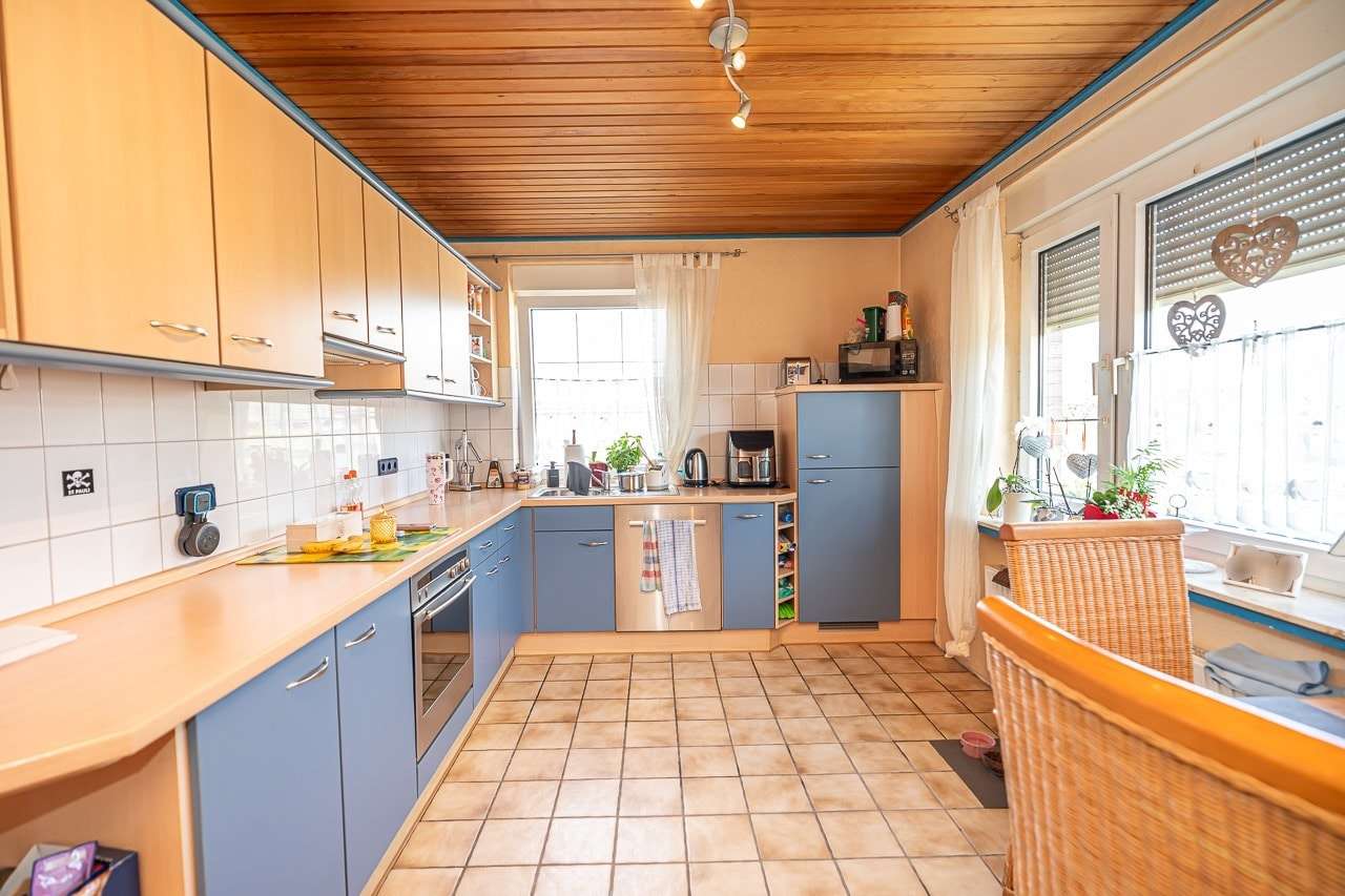 Immobilie in Zetel - Vielseitige Nutzung im Herzen Zetels - Bild 3