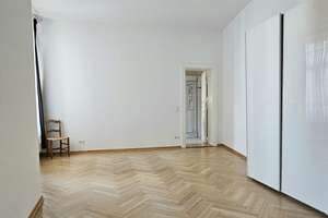 Hauptstadtmakler-Bezugsfreie Traumwohnung in Top-Lage – Die vollständige Adresse der Immobilie erhältst du vom Anbieter., 10405 Prenzlauer Berg, Berlin – Vorschaubild 8